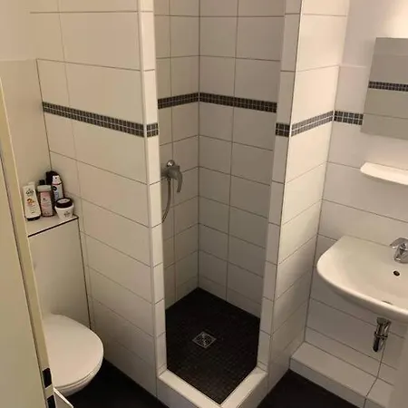 Zentrale Mit Balkon